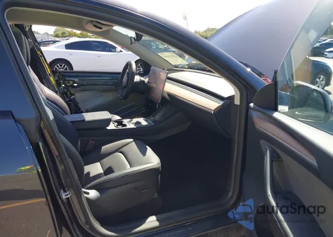 2024 Tesla Model Y Long Range Dual Motor All-Wheel Drive из США, поврежденный, VIN 7SAYGDEE5RF016223